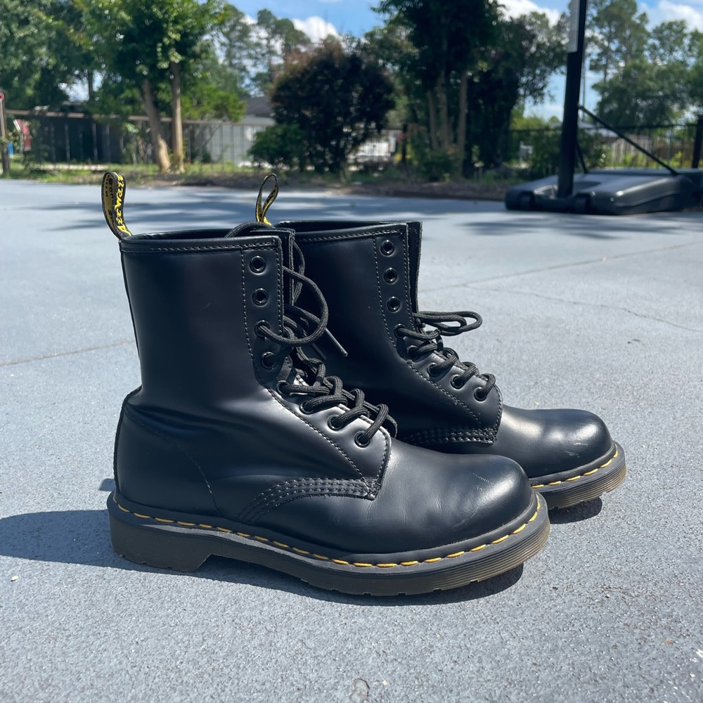 Black Doc Marten boots, size 8 women’s, barely worn